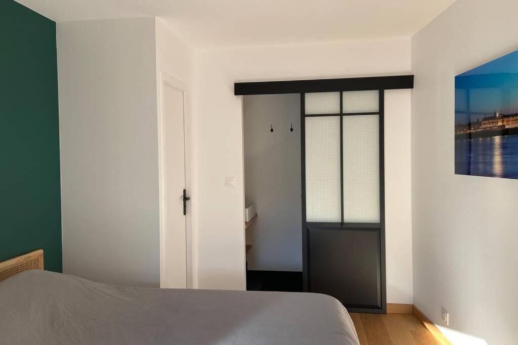 Le Clos Du Mesnil, Logement Totalement Independant Le Tourne 외부 사진